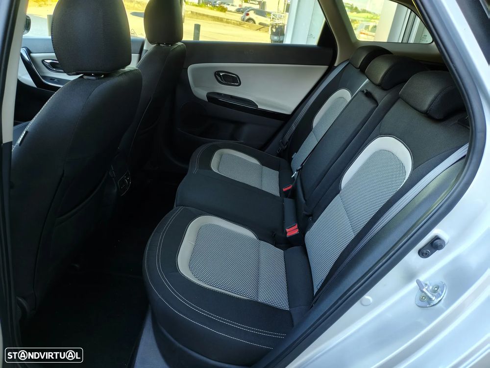 Kia Ceed SW 1.4 CRDi EX - 9