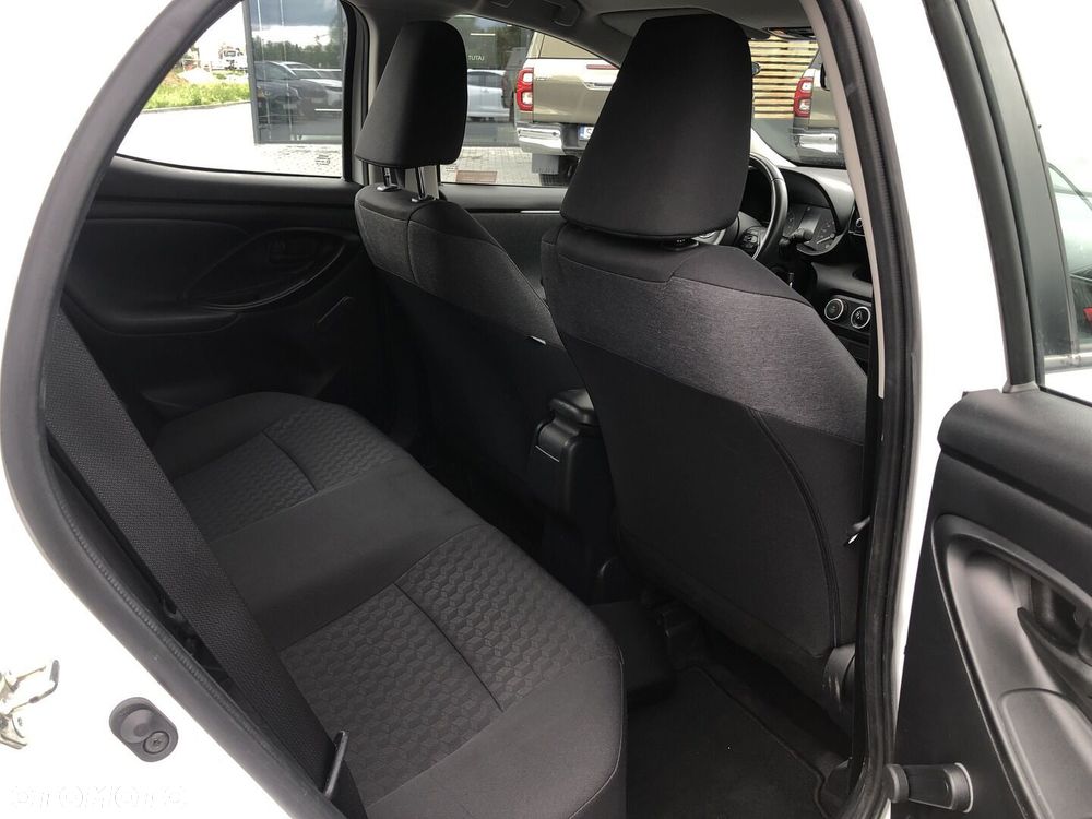 Toyota Yaris - 17