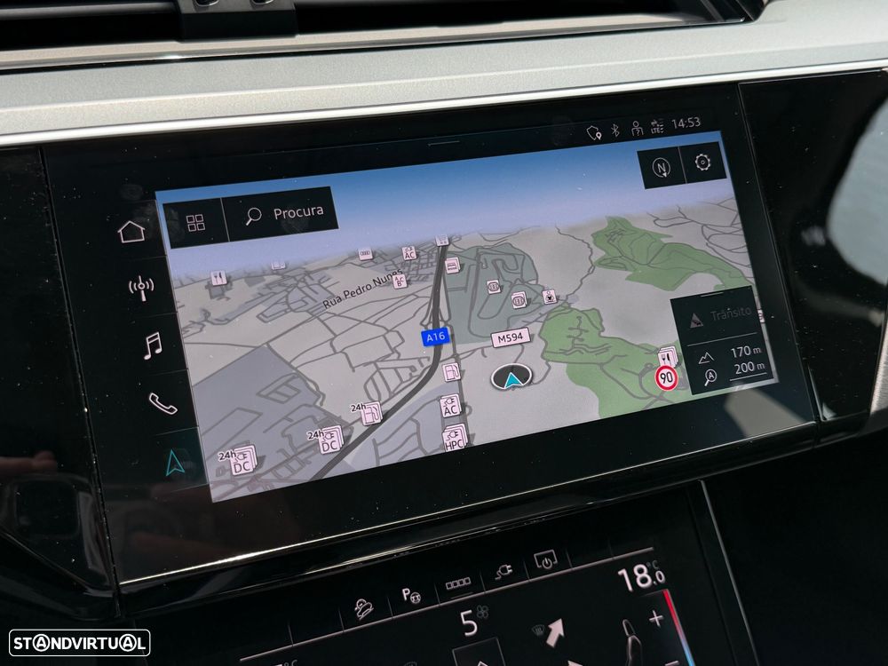 Audi e-tron 50 quattro S line - 31