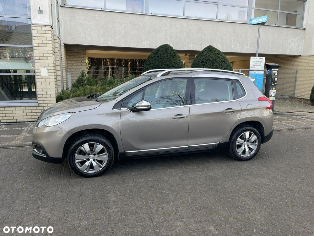 Peugeot 2008 - 12