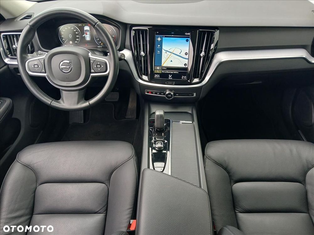 Volvo V60 B4 D Momentum Pro - 8
