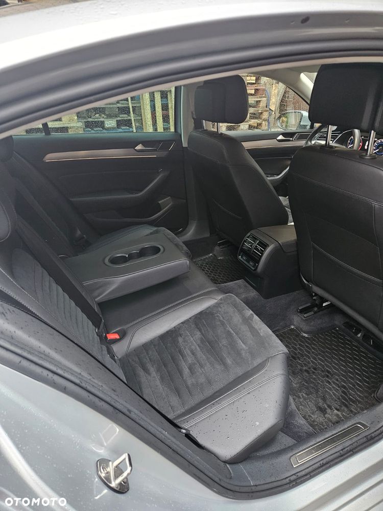 Volkswagen Passat 2.0 TDI BMT Highline DSG - 12