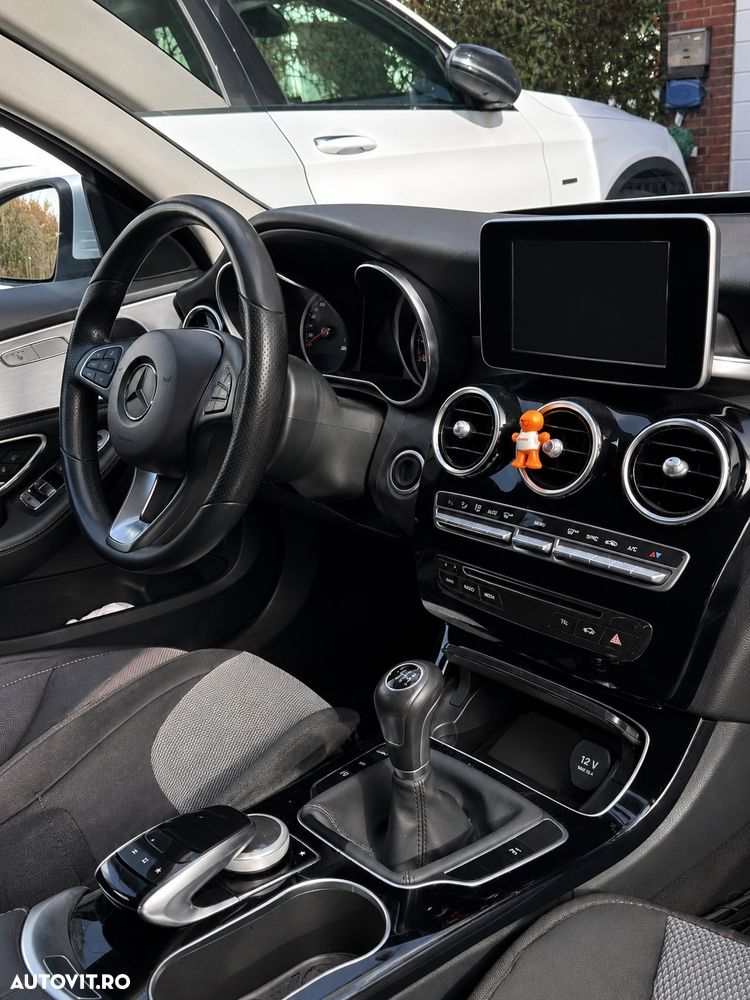 Mercedes-Benz C - 4