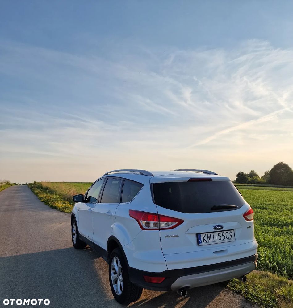 Ford Kuga 1.6 EcoBoost FWD Titanium ASS - 4