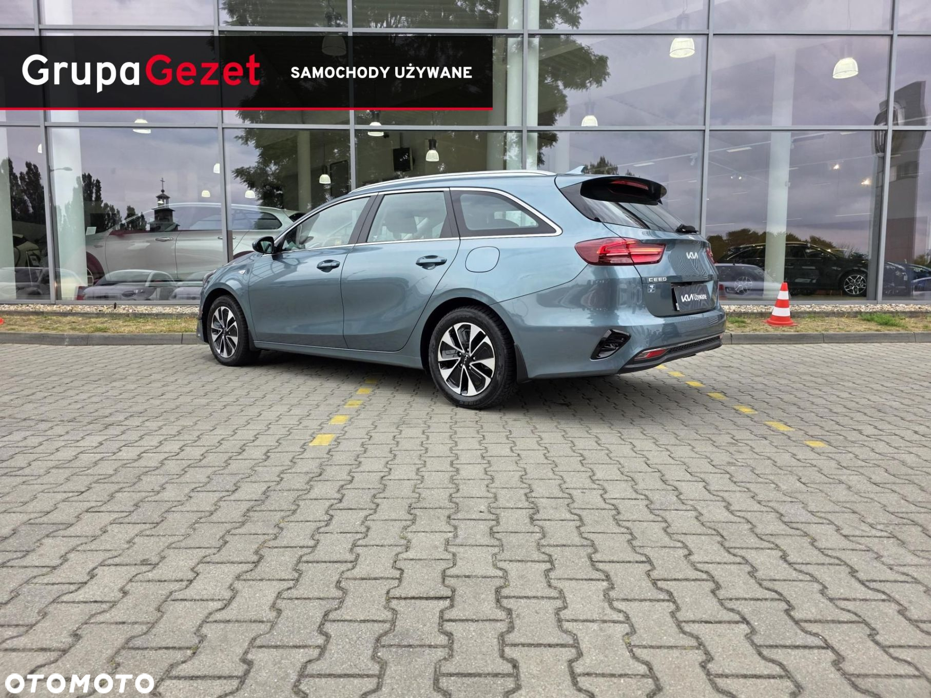 Kia Ceed - 5