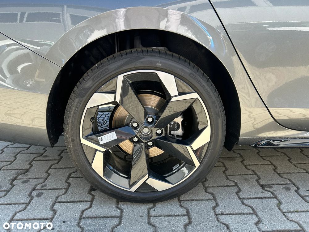 Skoda Superb 2.0 TDI SCR 4x4 Sportline DSG - 13
