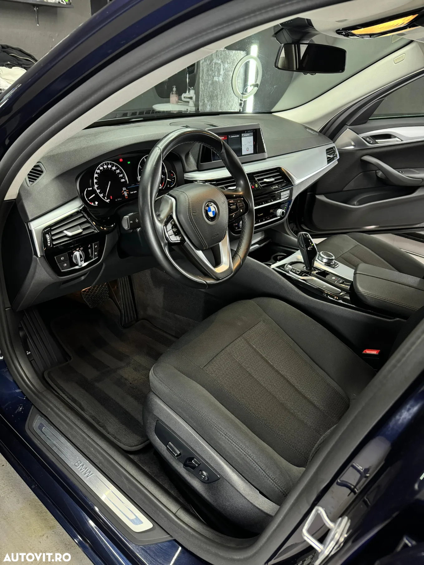 BMW Seria 5 520d xDrive Aut. - 3