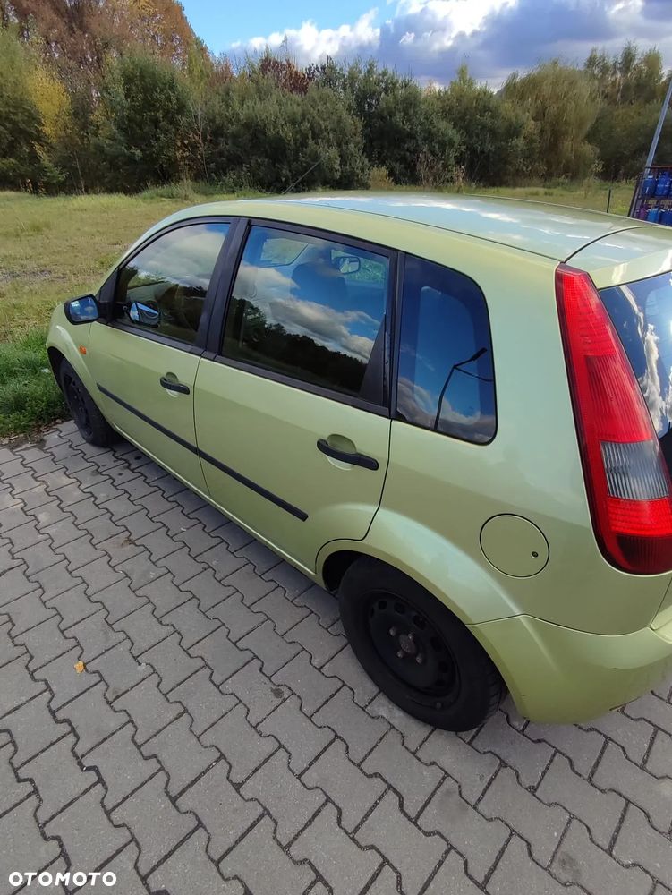 Ford Fiesta 1.4 Ambiente - 5