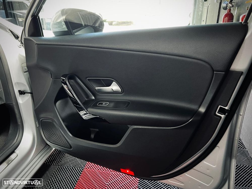 Mercedes-Benz A 180 d Style Aut. - 38