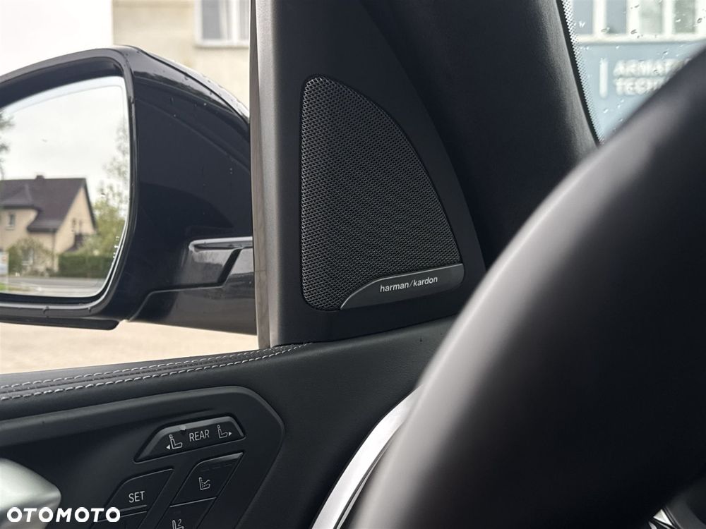 BMW X7 xDrive40d mHEV - 17