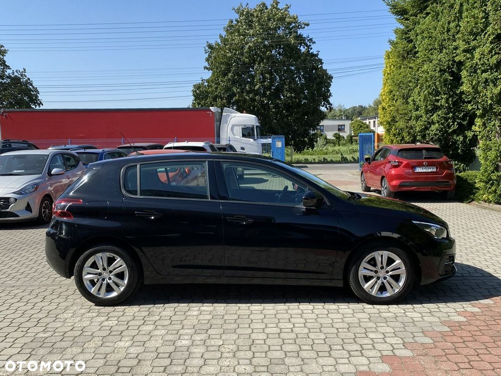 Peugeot 308 - 4