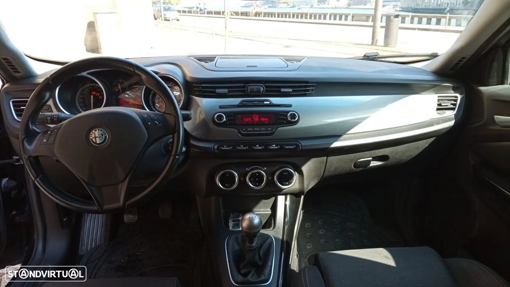 Alfa Romeo Giulietta - 9