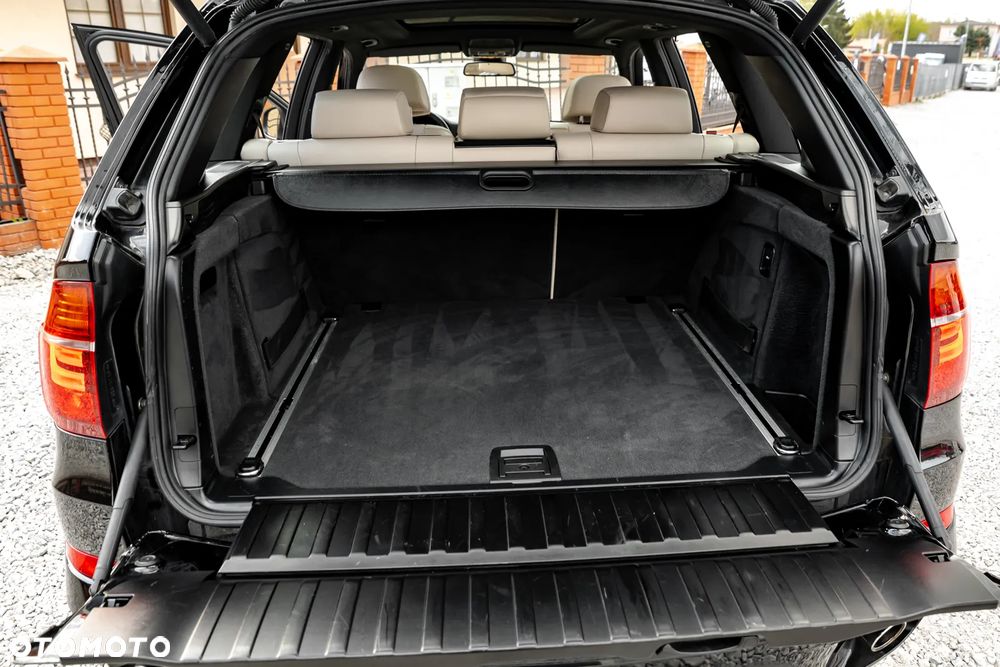 BMW X5 xDrive40d - 17