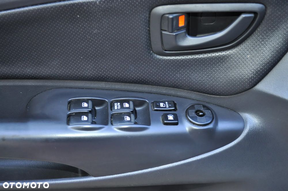 Hyundai Tucson 2.0 2WD GLS - 23
