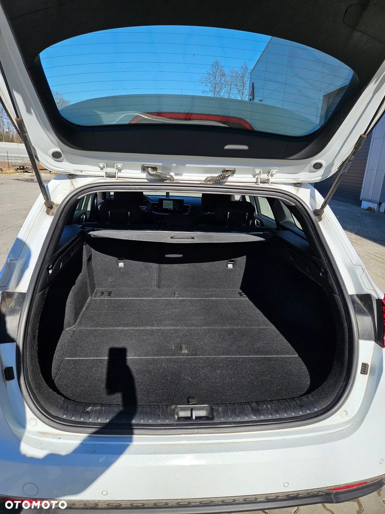 Kia Ceed 1.5 T-GDI M - 5