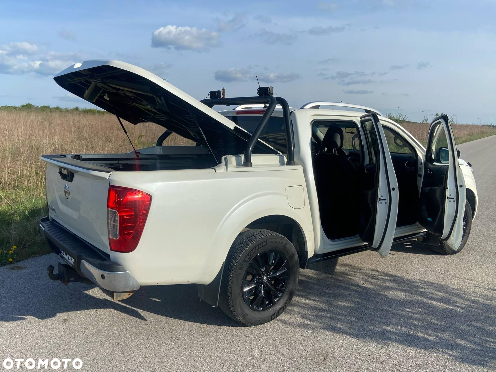 Nissan Navara - 2