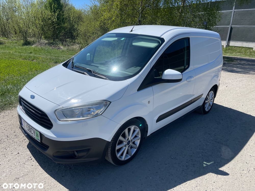 Ford Courier - 4