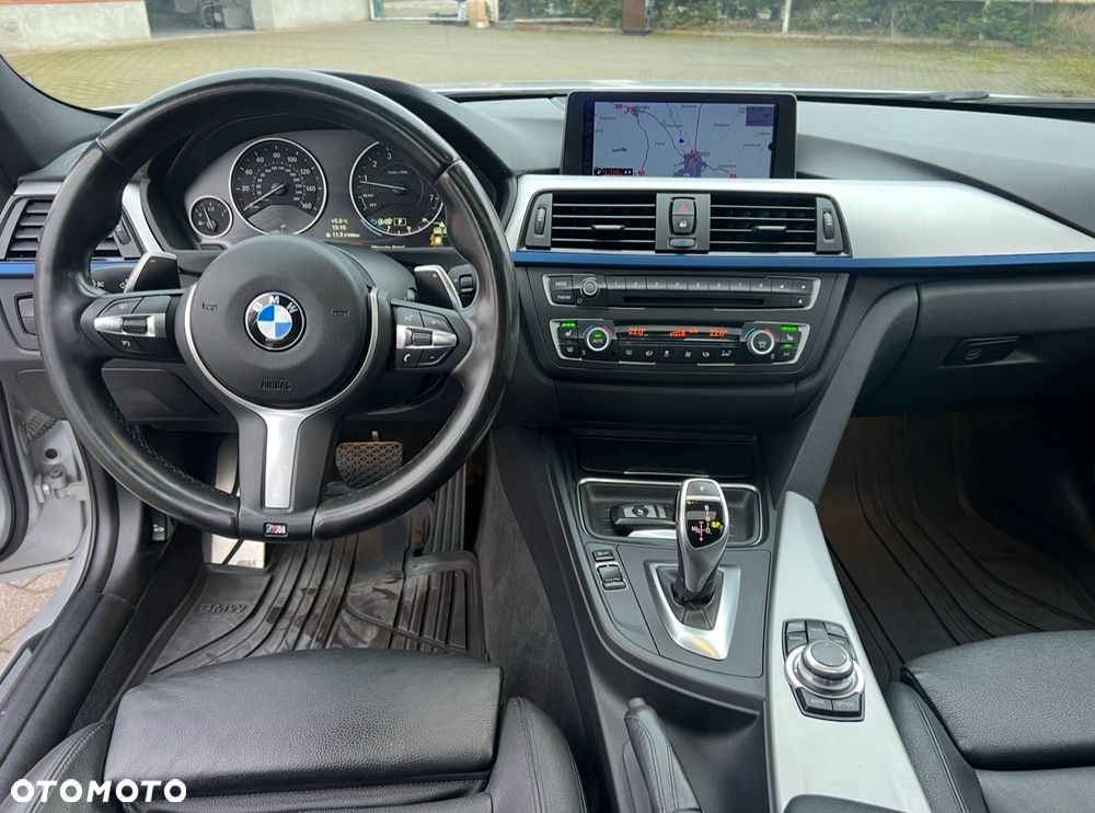 BMW Seria 3 335i Sport-Aut Luxury Line - 15
