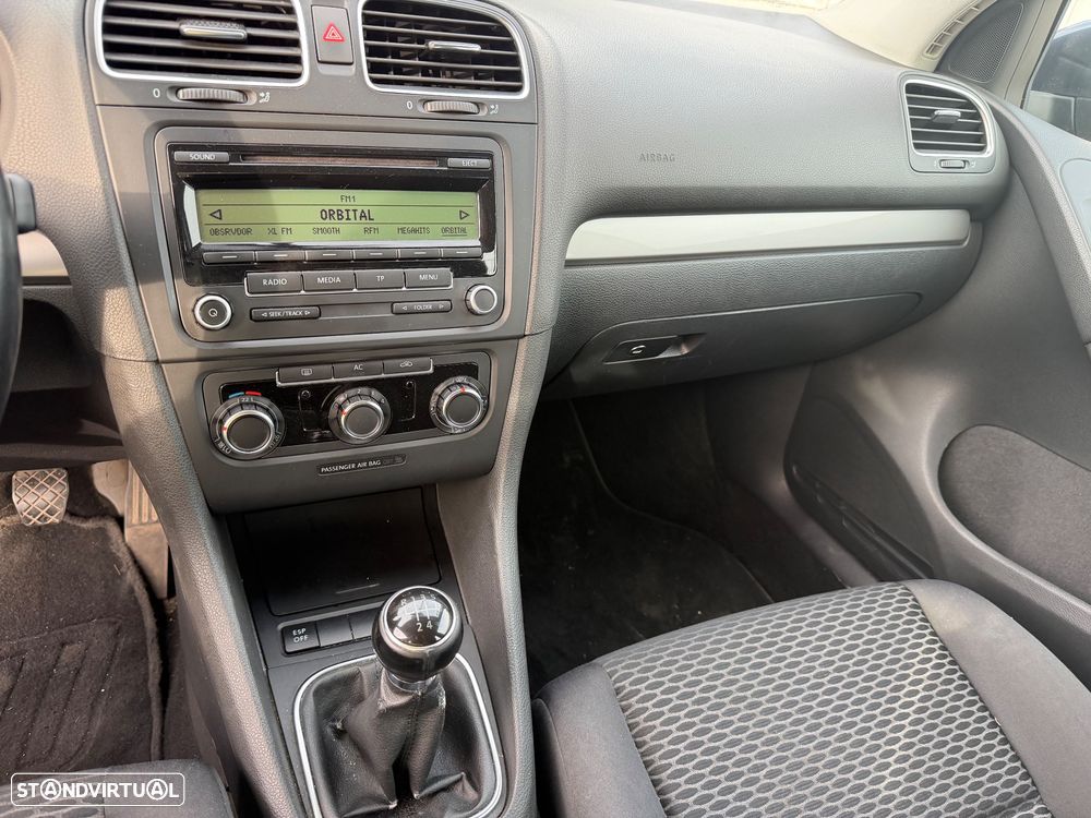 VW Golf 1.9 TDi BlueM. Confortline - 9