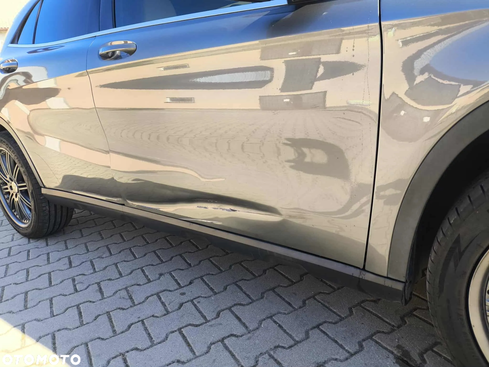 Mercedes-Benz GLA 250 7G-DCT UrbanStyle Edition - 5