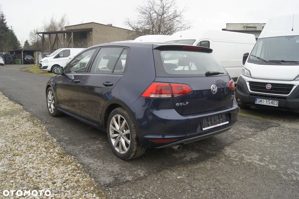 Volkswagen Golf 1.6 TDI DPF Highline - 8