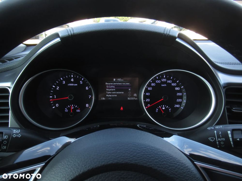 Kia Ceed 1.5 T-GDI M - 32