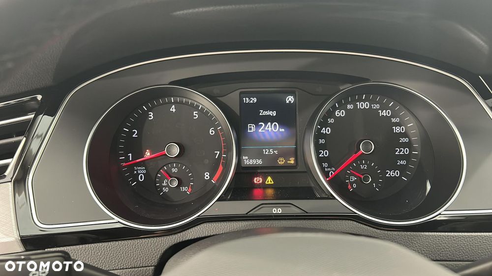 Volkswagen Passat 1.5 TSI EVO Business - 16