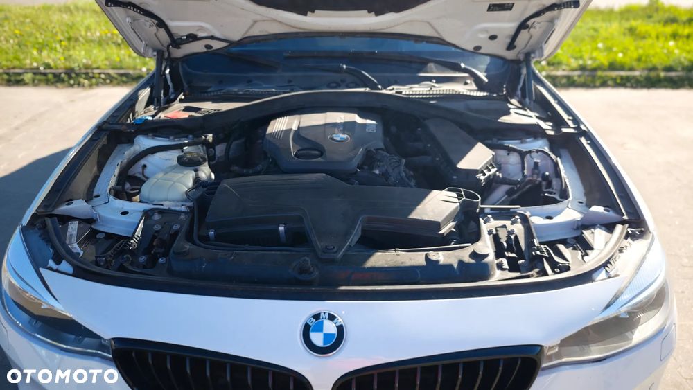 BMW 3GT 318d M Sport - 26