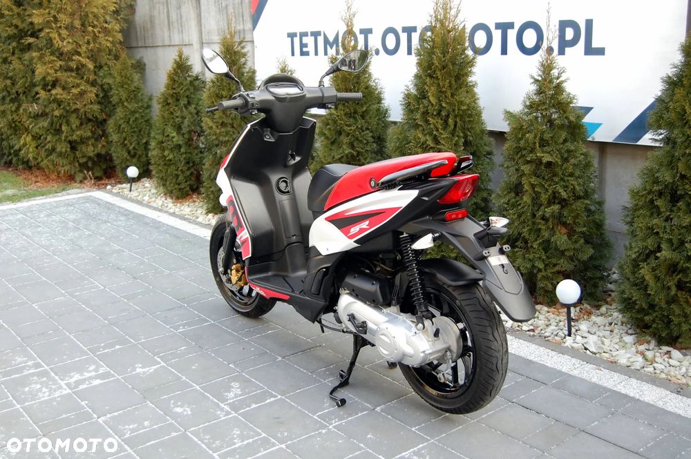 Aprilia SR - 6