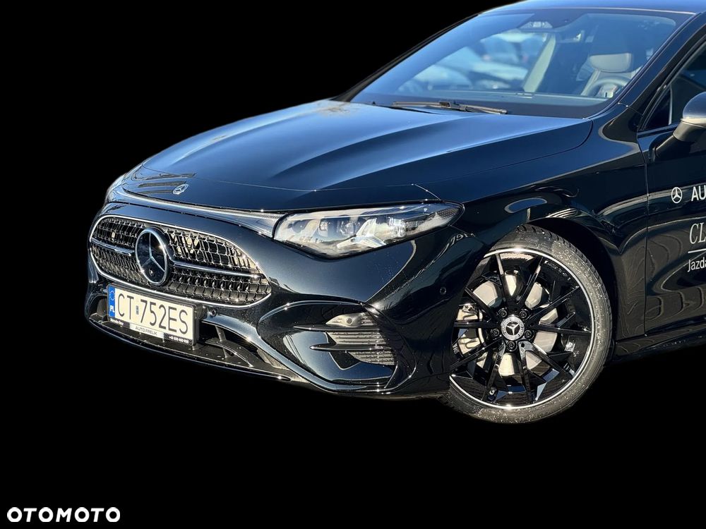 Mercedes-Benz CLA 220 4Matic - 8