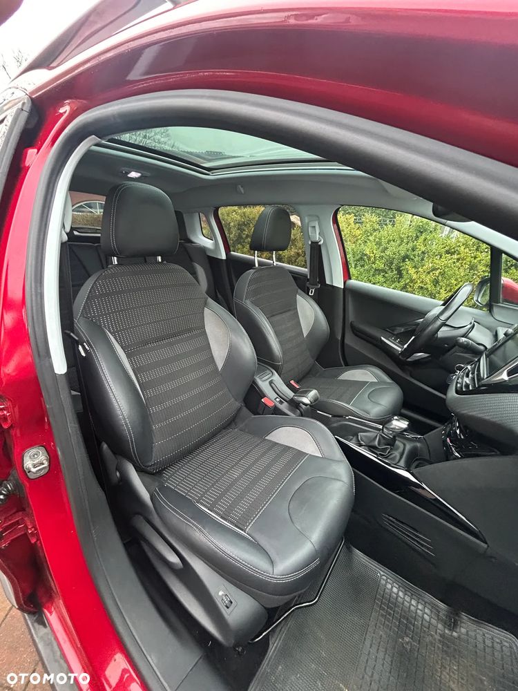 Peugeot 2008 PureTech 110 Stop&Start Allure - 15