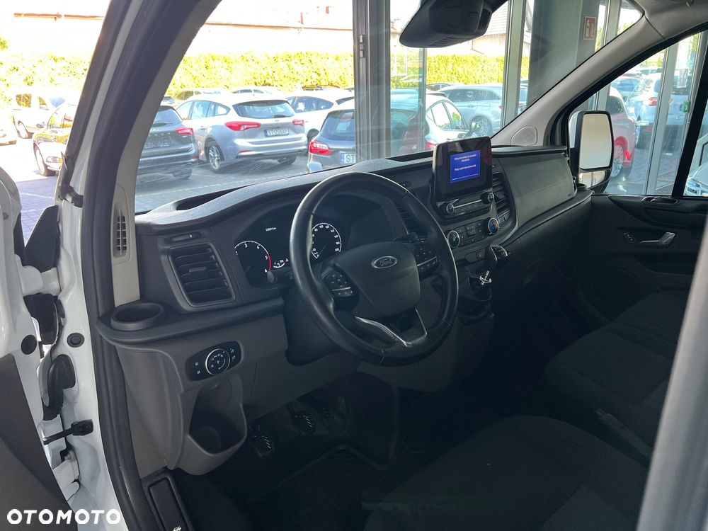 Ford Transit Custom - 23