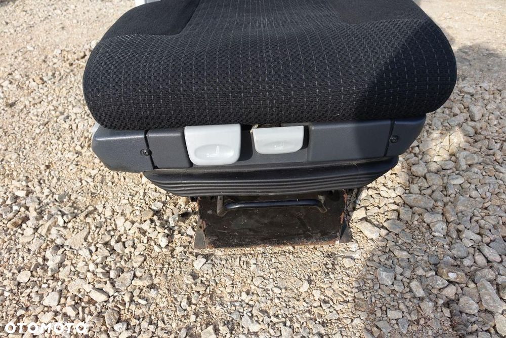 FOTEL KIEROWCY ISRI PNEUMATYCZNY MERCEDES 234242312 - 8