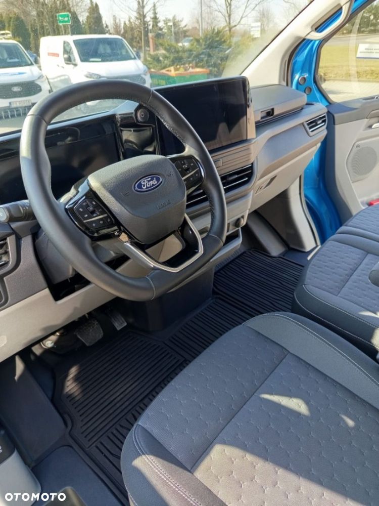 Ford Transit Custom - 16