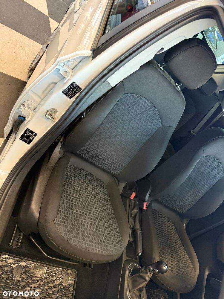 Opel Corsa - 15