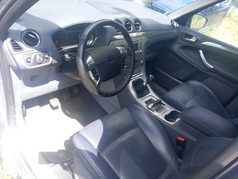 Ford S-Max 2.2 TDCi DPF Titanium - 21