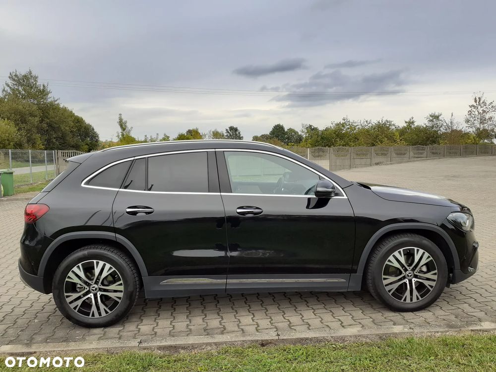 Mercedes-Benz GLA 200 Progressive - 10