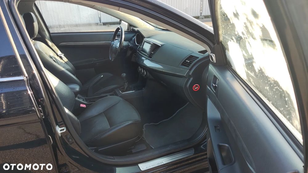 Mitsubishi Lancer 2.0 DID Instyle NAVI - 16