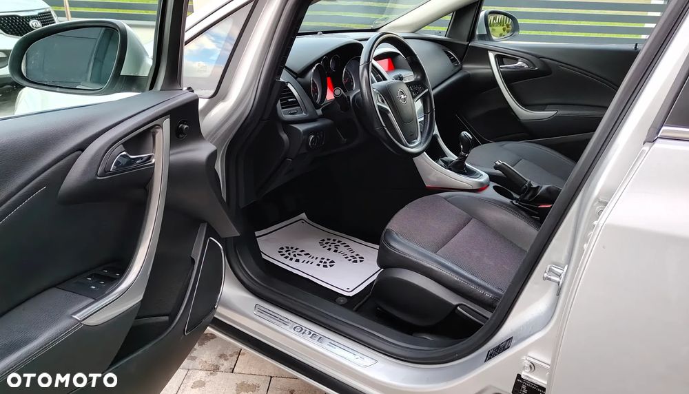 Opel Astra - 14