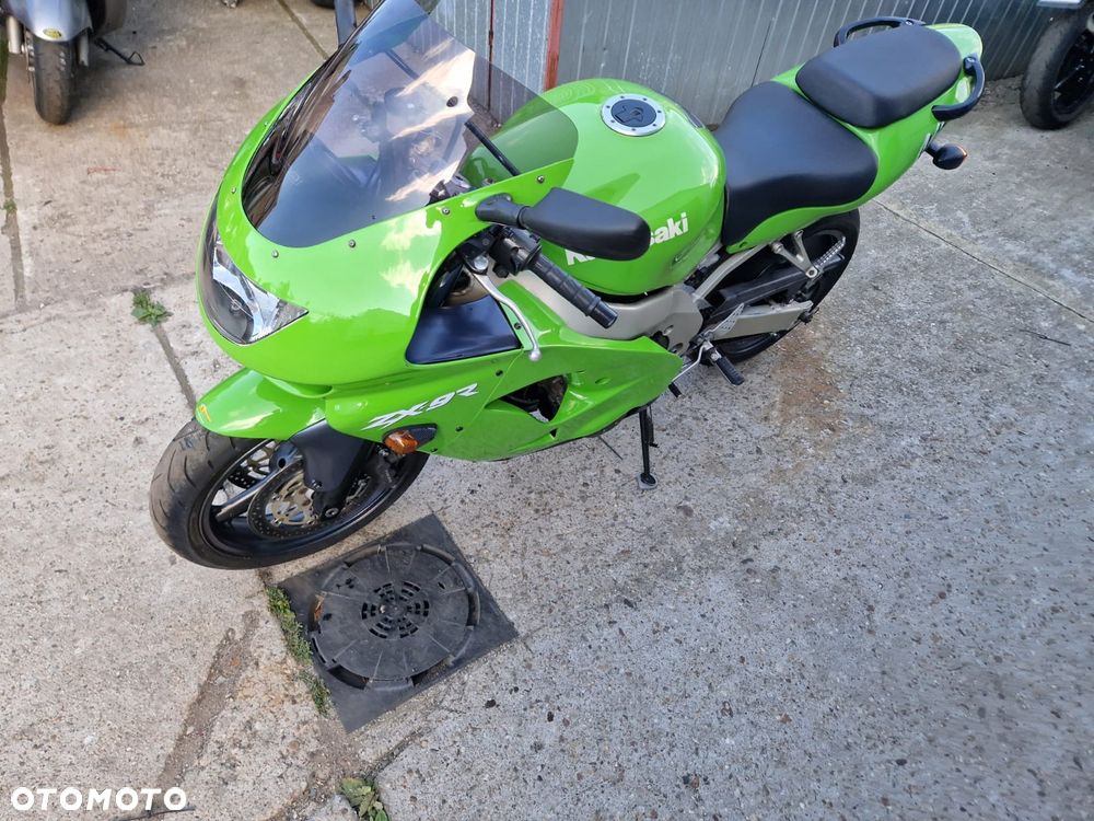 Kawasaki ZXR - 9