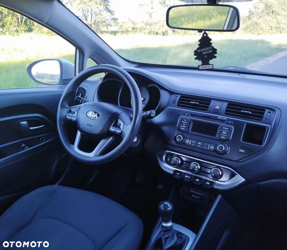 Kia Rio 1.2 Edition 7 - 13