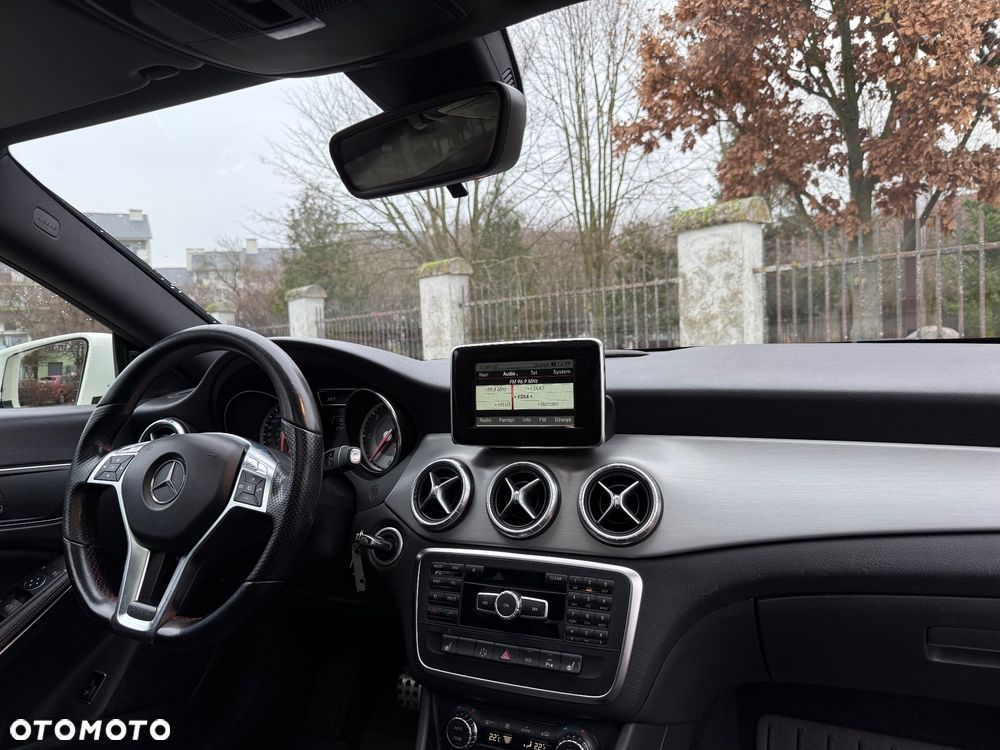 Mercedes-Benz CLA 220 CDI 7G-DCT AMG Line - 7