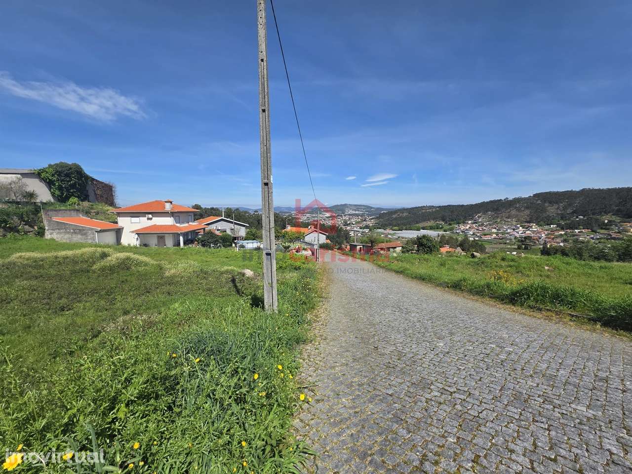 Lote de terreno com 960m2 em São Mamede de Negrelos, Santo Tirso - Grande imagem: 3/6