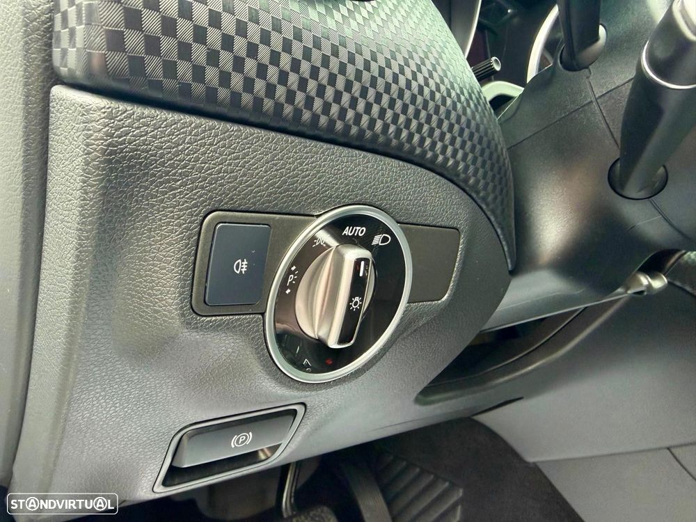 Mercedes-Benz A 180 d Urban Aut. - 15