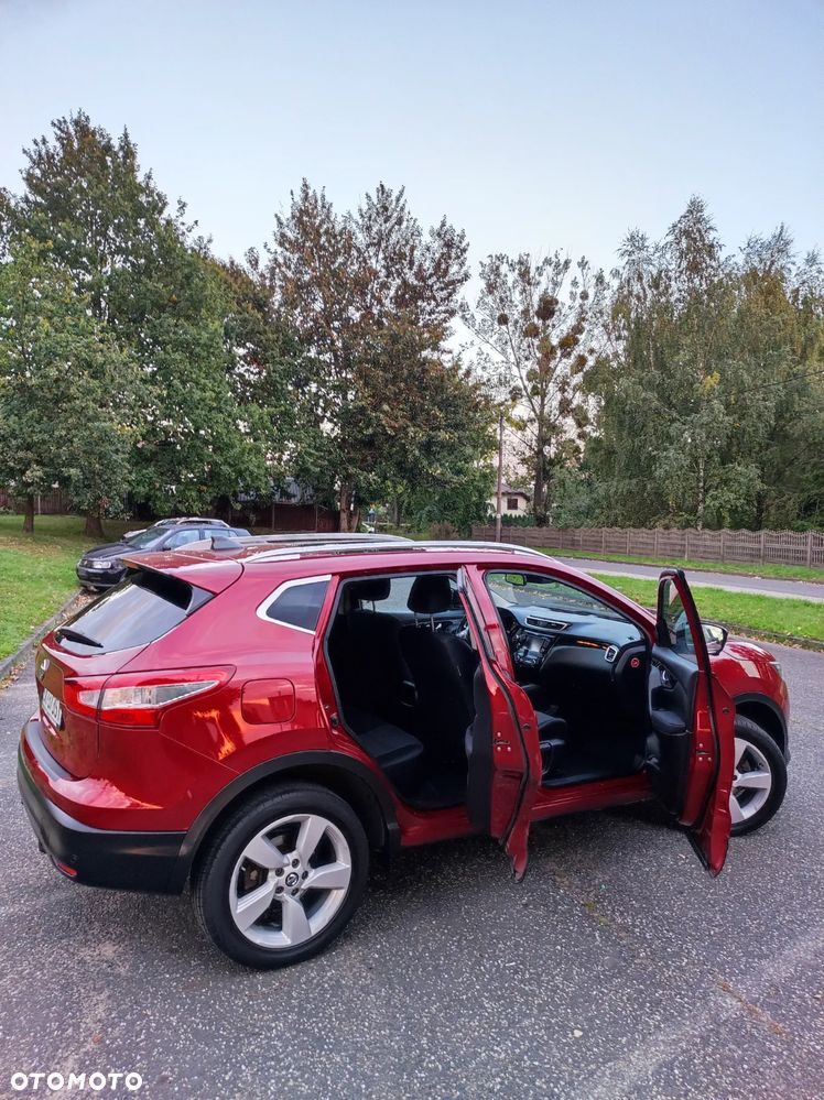 Nissan Qashqai 1.6 dCi 4x4 360 S&S - 18