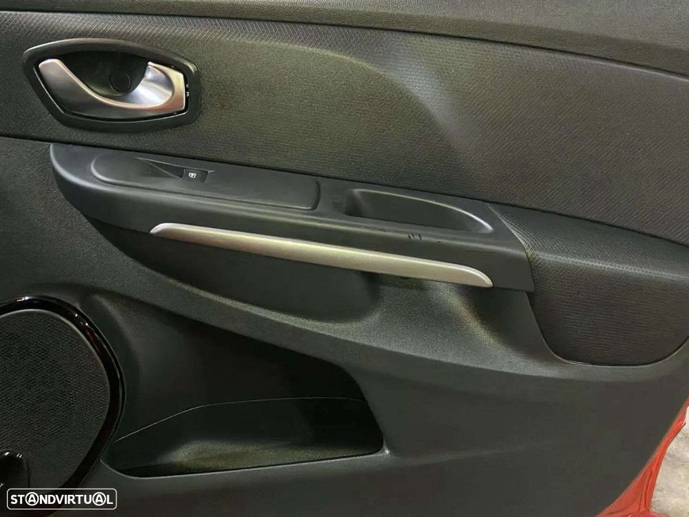 Renault Clio Sport Tourer 0.9 TCe Limited Edition - 22