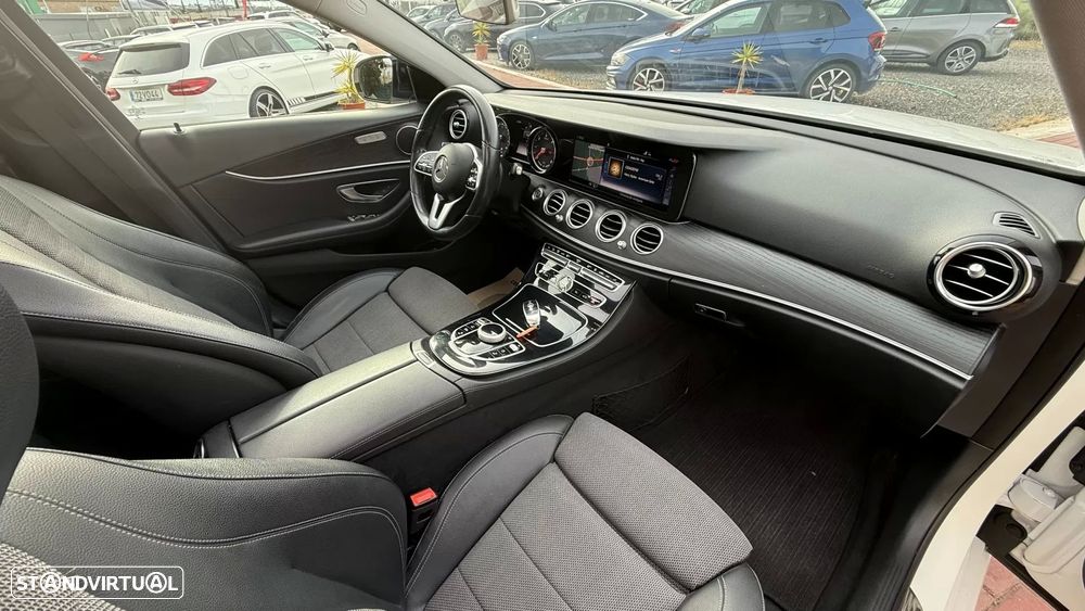 Mercedes-Benz E 300 de Avantgarde 4Matic - 34