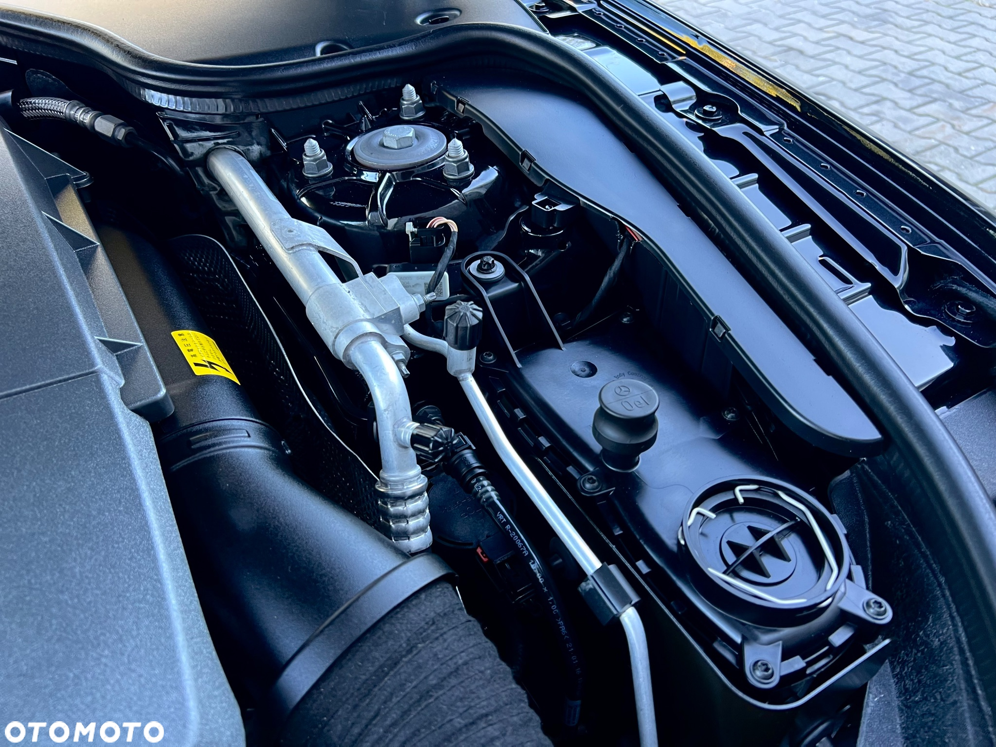 Mercedes-Benz SL 63 AMG - 38