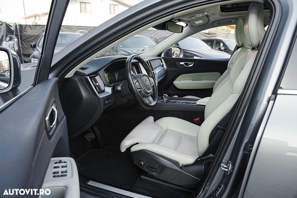 Volvo XC 60 Recharge T8 Twin Engine eAWD Inscription - 8