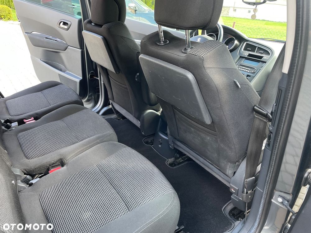 Peugeot 5008 1.6 HDi Trendy - 17